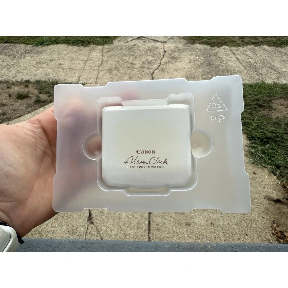 Canon CC-10 Compact Portable Alarm Clock Calculator New‎ Open Box Rare